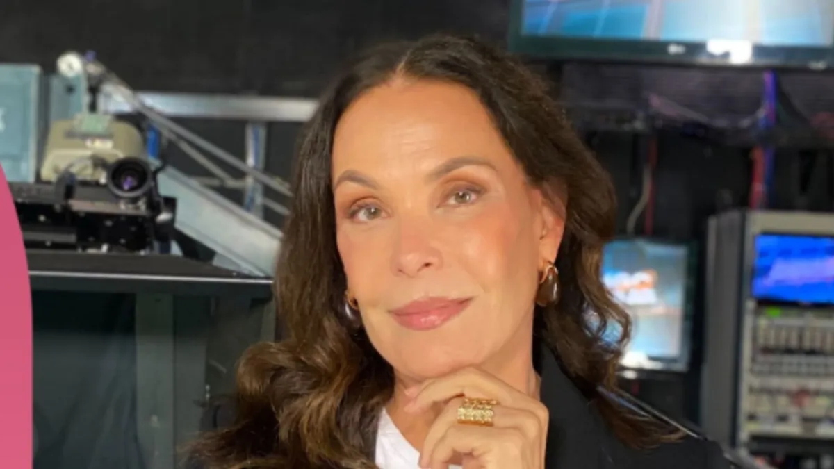 Carolina Ferraz deixa Domingo Espetacular após 6 anos